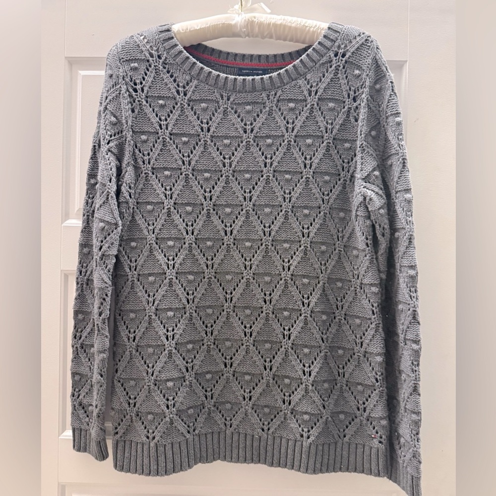 Women’s Tommy Hilfiger Gray Sweater, sz Lg